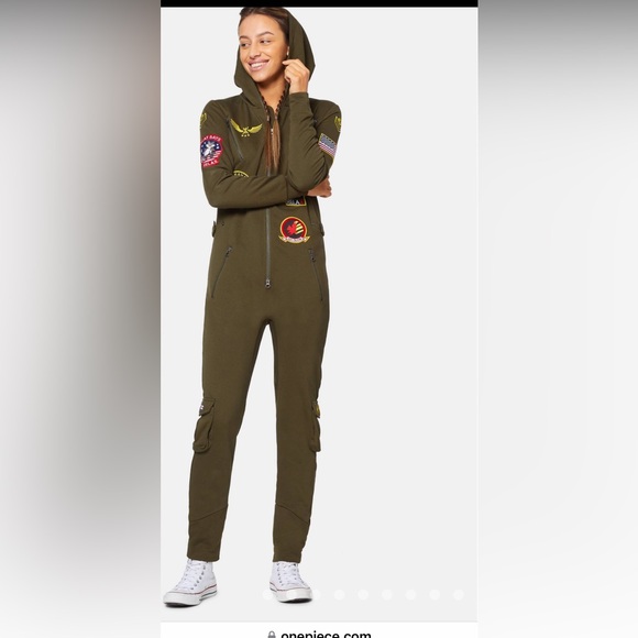 NWT, Norwegian Aviator Onesies. Green, Large. - Picture 1 of 16